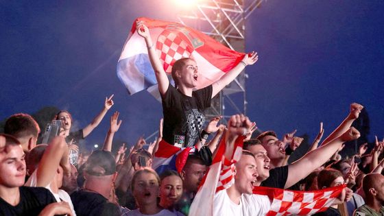 Největší koncert v dějinách Chorvatska: Thompson, ohňostroje a kontroverze