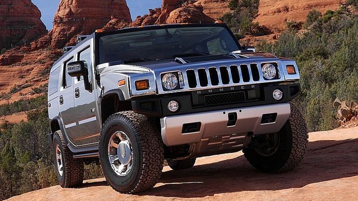 Značka Hummer má vstát z popela. Stane se z ní konkurent Tesly Cybertruck
