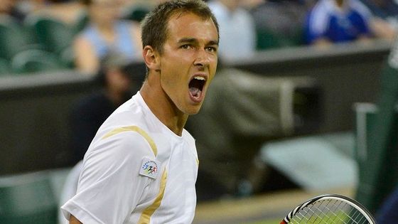 Tomáš Berdych, Lukáš Rosol, duo H+H nebo snad dosud trápící se Petra Kvitová? Kdo z českých tenistů nejvíce překvapí na blížícím se Wimbledonu. Podívejte se jak na tom který hráč či hráčka je.