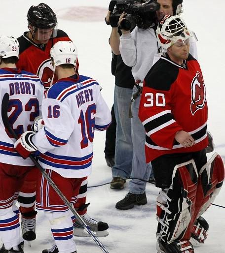 Rangers - Devils: Avery - Brodeur