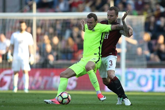 Sparta vs. Brno, fotbalová liga (Řezníček, Michal Kadlec)