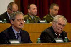 Chaos je na magistrátu permanentní stav. Beru to jako krizový management, říká ministr Stropnický