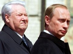 Střídání stráží. Byl to právě Boris Jelcin, kdo vytáhl bývalého agenta KGB Vladimira Putina do nejvyšších pater ruské politiky
