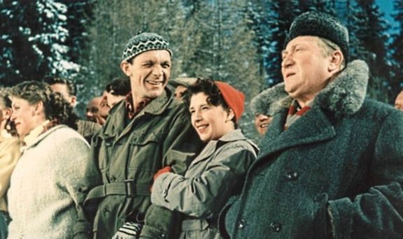  Josef Kemr, Stella Zázvorková a Jaroslav Marvan v komedii Anděl na horách.