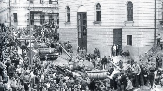 Obrazem: Osudný 21. srpen 1968 v Liberci. I zde umírali lidé, zranění mají traumata