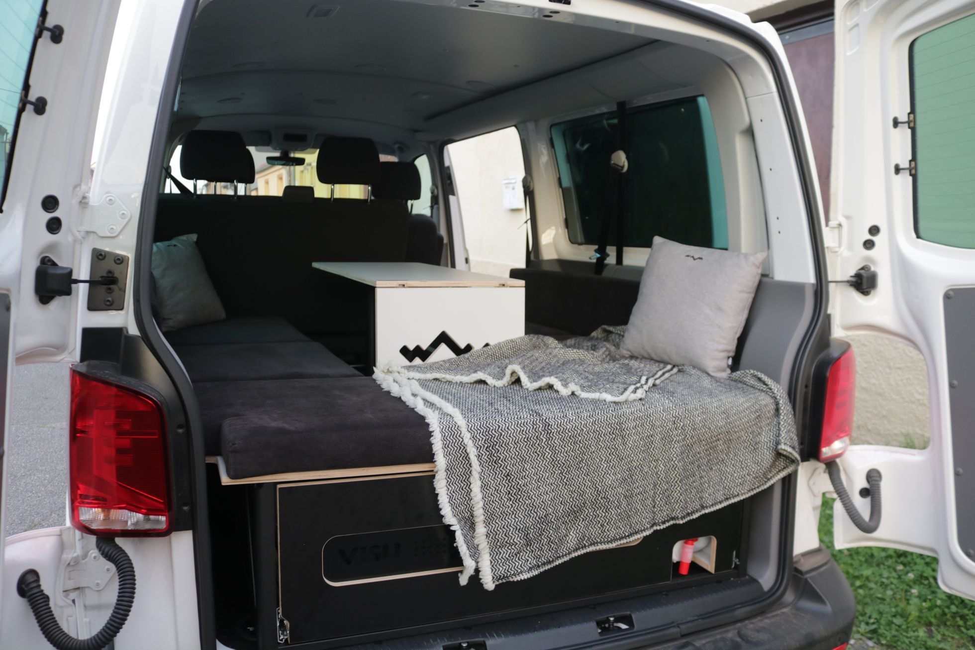 VW Transporter Visu obytný