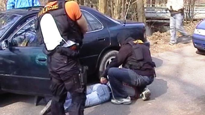Zákrok policejní zásahové jednotky