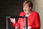 "Šnečí závod" v Německu. Hledání nové Merkelové vázne, kandidáti se hádají navzájem
