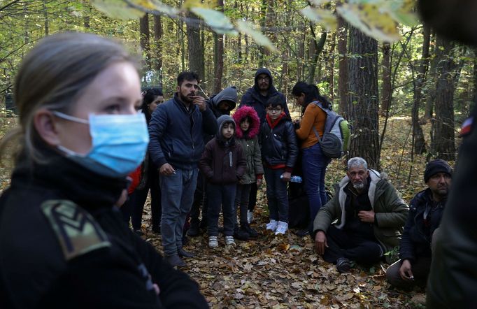 Migranti na hranicích Polska s Běloruska.