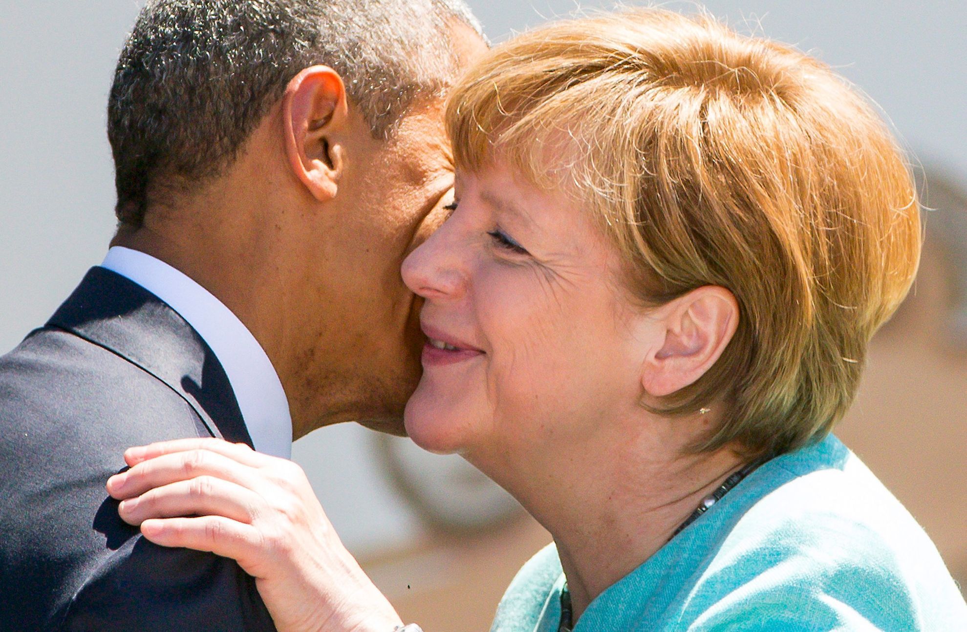 Obama - Merkelová - summit G7 - Bavorsko