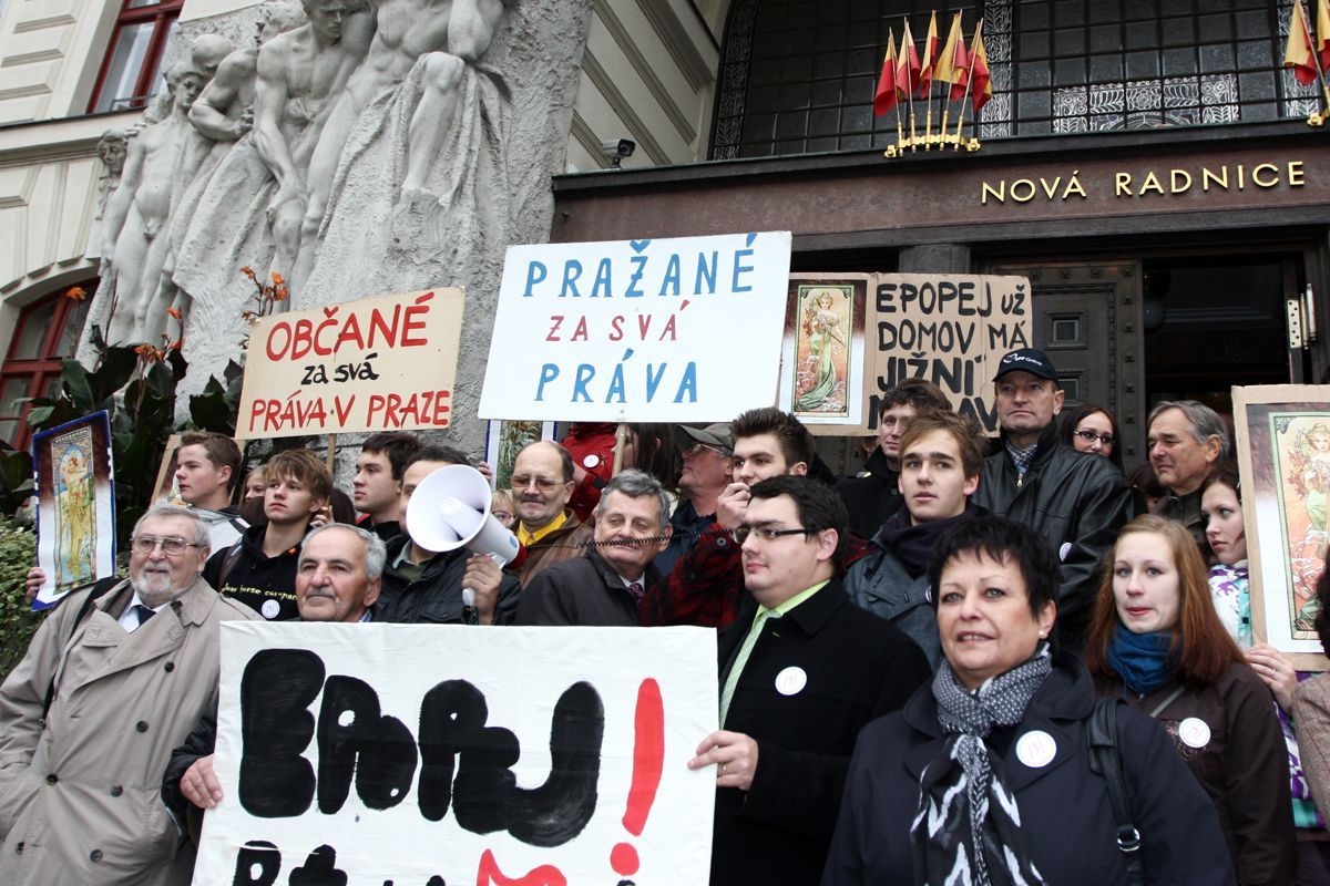 Demonstrace za Slovanskou Epopej