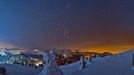 4. místo v kategorii „Against the Lights“: Norbert Span z Rakouska s fotografií „Alps at Night“.