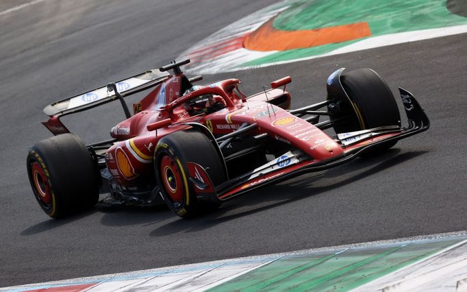 Charles Leclerc ve Ferrari během VC Itálie F1 2024