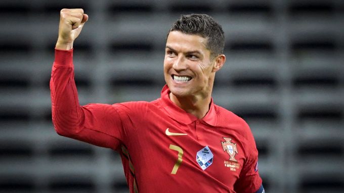 Portugalský útočník Cristiano Ronaldo v utkání Ligy národů proti Švédsku.