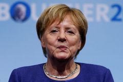 Vláda v migrační politice chybovala, připustila Merkelová v Chemnitzu