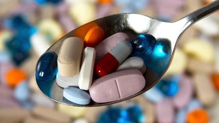 Payne: Desítky procent lidí léky poškodí, medicína je v krizi, mezi lékaři jsou obrovské rozdíly