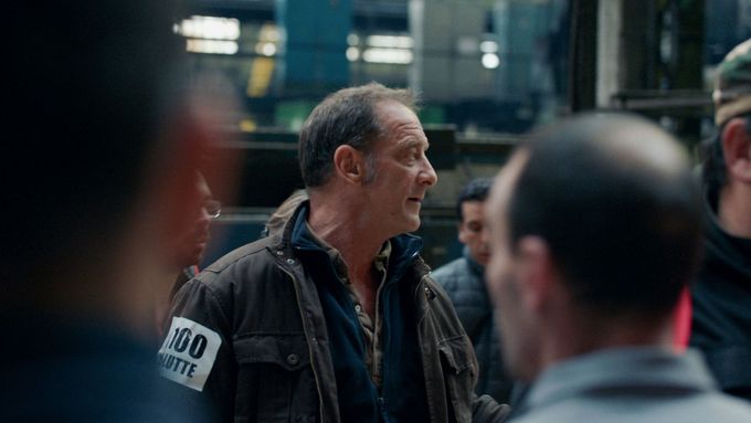 Vincent Lindon ve filmu hraje charismatického odborového předáka.