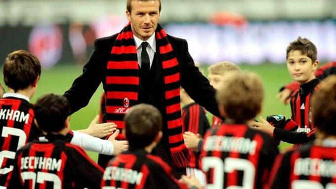 David Beckham se uvedl v AC Milán.