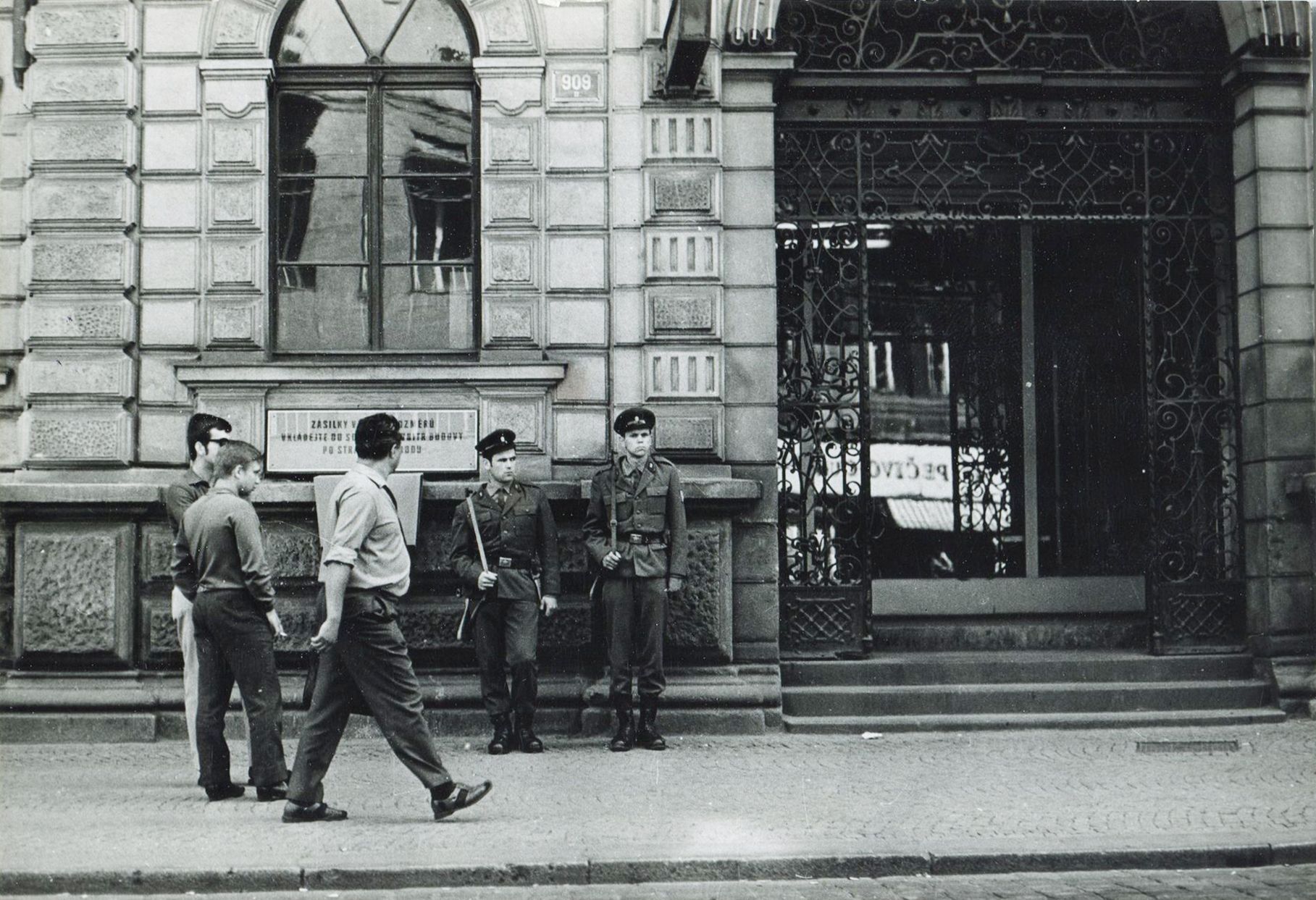 Oprava / 20.8. / 1969