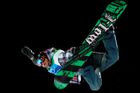 Americký snowboardista kvůli oslavě bronzu opustil hry