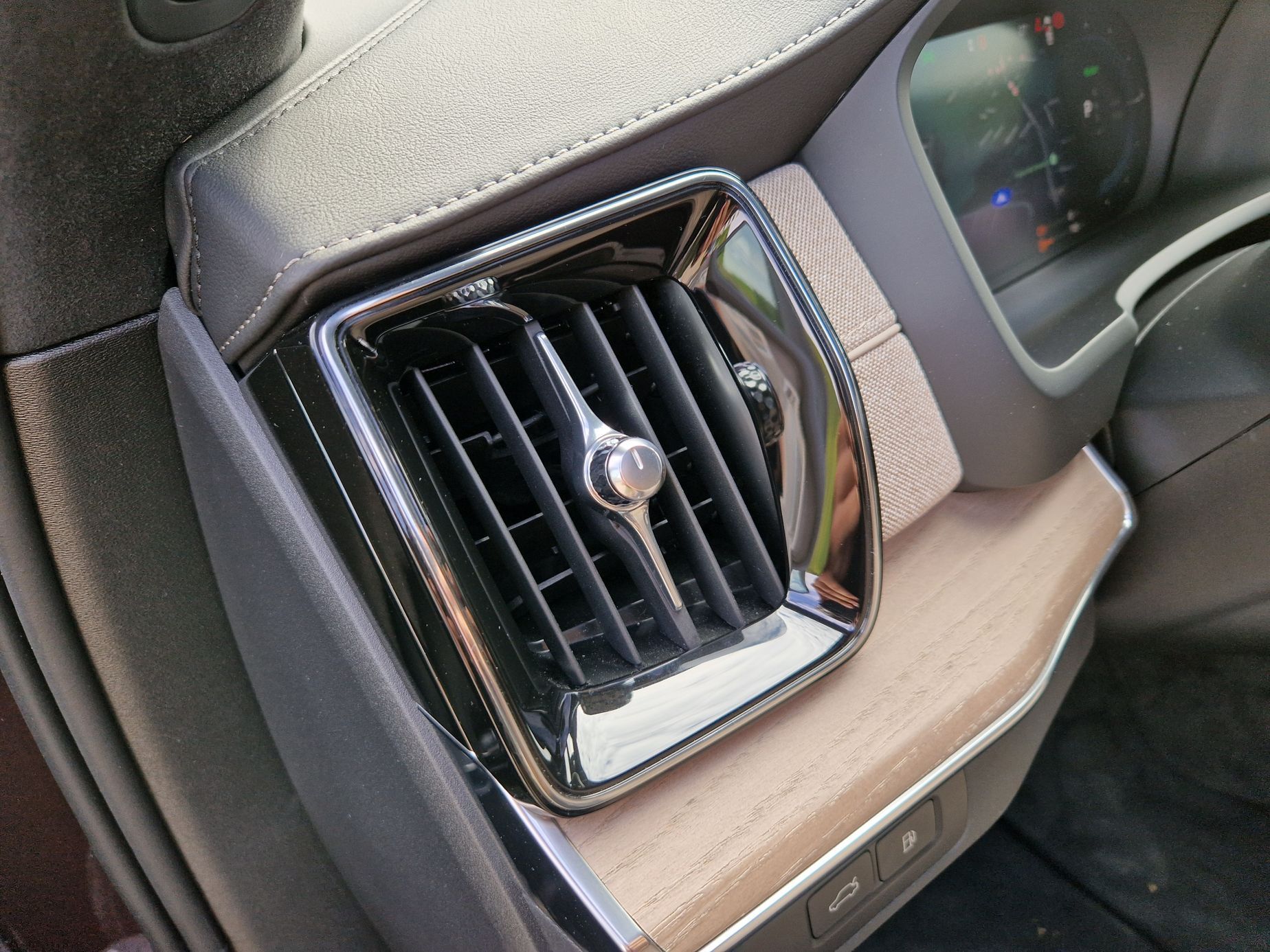 Volvo XC90 T8 AWD