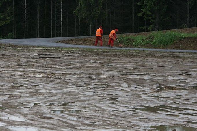 Nošovice , stavba průmyslové zóny pro Hyundai