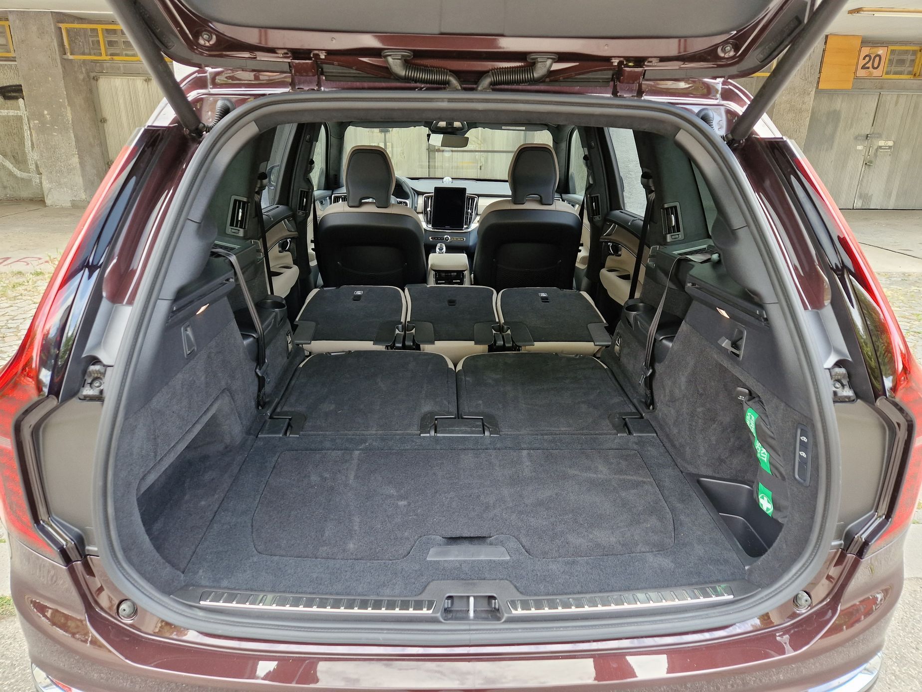 Volvo XC90 T8 AWD