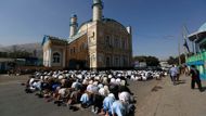 Bezprostředně po konci ramadánu nastává svátek Íd al-fitr. Tři dny se slaví.