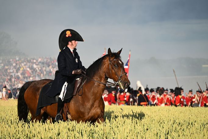 Rekonstrukce bitvy u Waterloo.