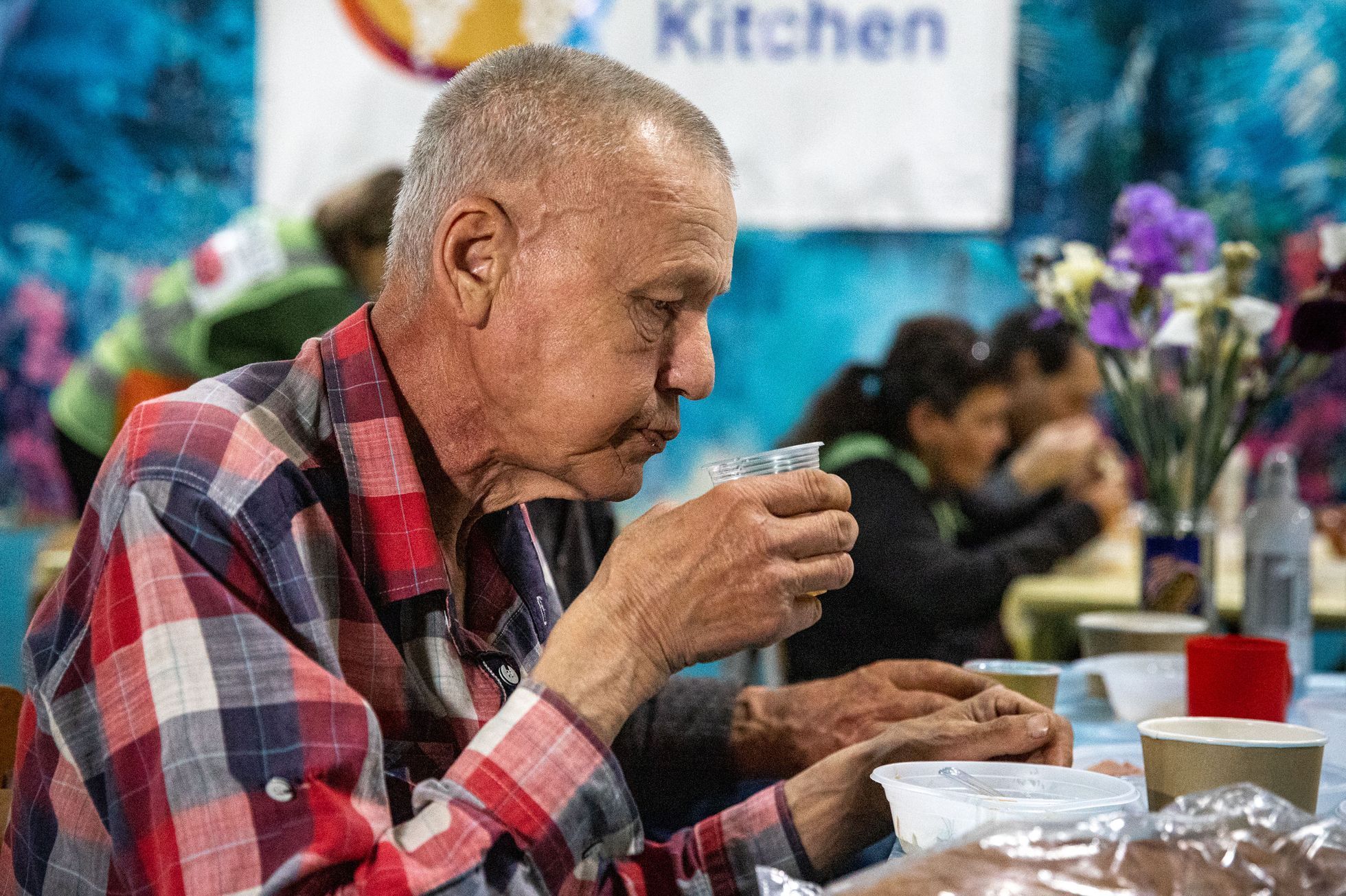 Město Orichiv, Orechov, Ukrajina, fronta, trosky, bunkr, úkryt, civilisté