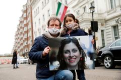 Írán vyzval Británii, aby proces s humanitární pracovnicí nepolitizovala