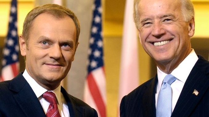 Joe Biden na středeční tiskové konferenci po boku polského premiéra Donalda Tuska