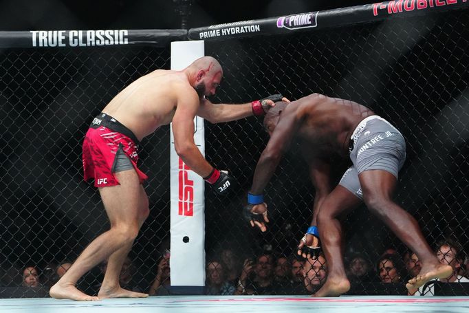 Jiří Procházka - Khalil Rountree Jr., UFC