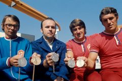 Olympijský medailista Svojanovský tragicky zemřel. Spadl z podia, když předával cenu