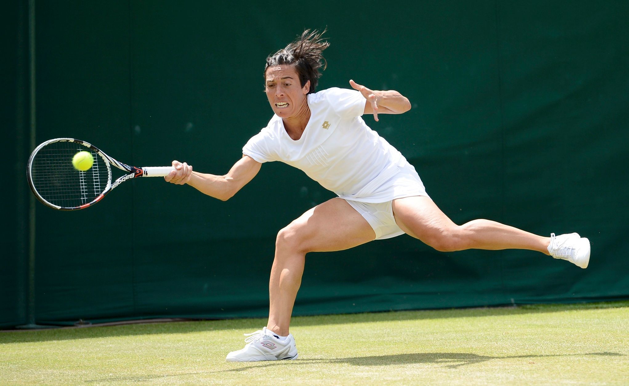 Wimbledon: Francesca Schiavoneová v zápase s Klárou Zakopalovou