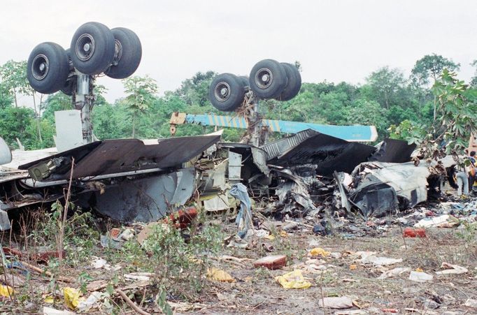 Letecké neštěstí v Surinamu 1989