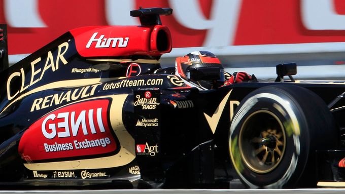 Lotus dluží své největší hvězdě 15 milionů dolarů. Räikkönen proto hrozí bojkotem.