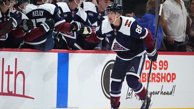 Tři body Martina Nečase v utkání Colorada proti Dallasu