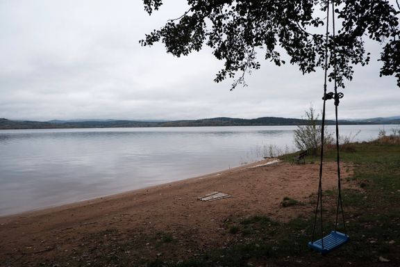 Břeh Lipna u Radslavi.