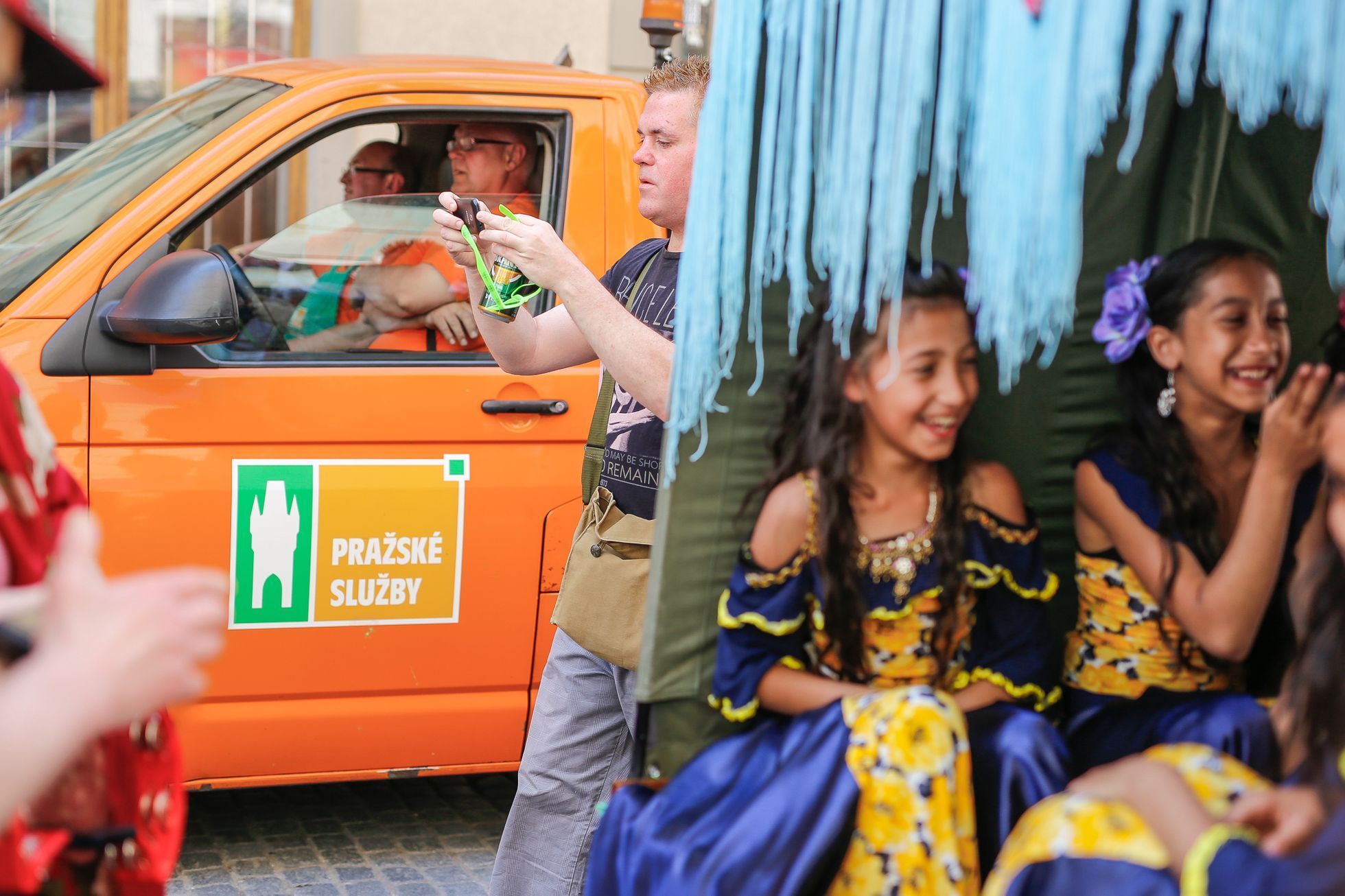 Romský festival Khamoro - průvod Prahou, 2017