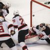 Play off NHL - Philadelphia Flyers vs. New Jersey Devils (gól Talbota)