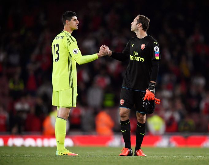 PL, Arsenal-Chelsea: Petr Čech - Thibaut Courtois