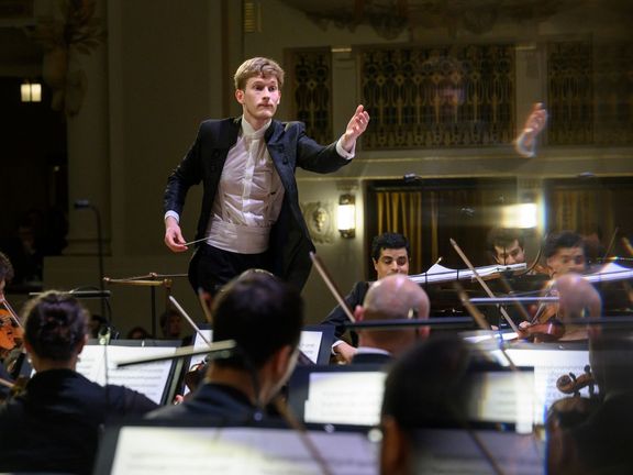Zahajovací koncert Pražského jara dirigoval Thomas Guggeis.