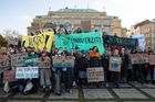 Studenti některých vysokých škol v Česku zahájili stávku za klima.