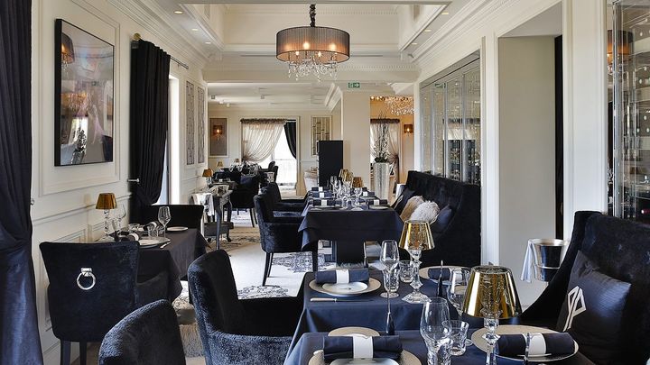 Babišova luxusní restaurace ve Francii zavřela. Podnik byl pět let v minusu