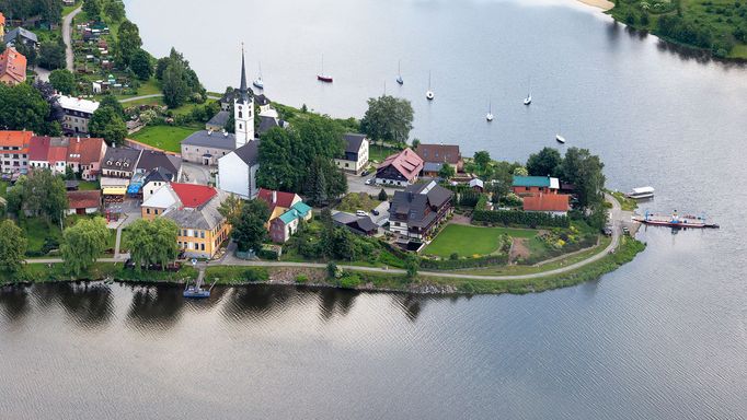 Letecké pohledy na Vltavu