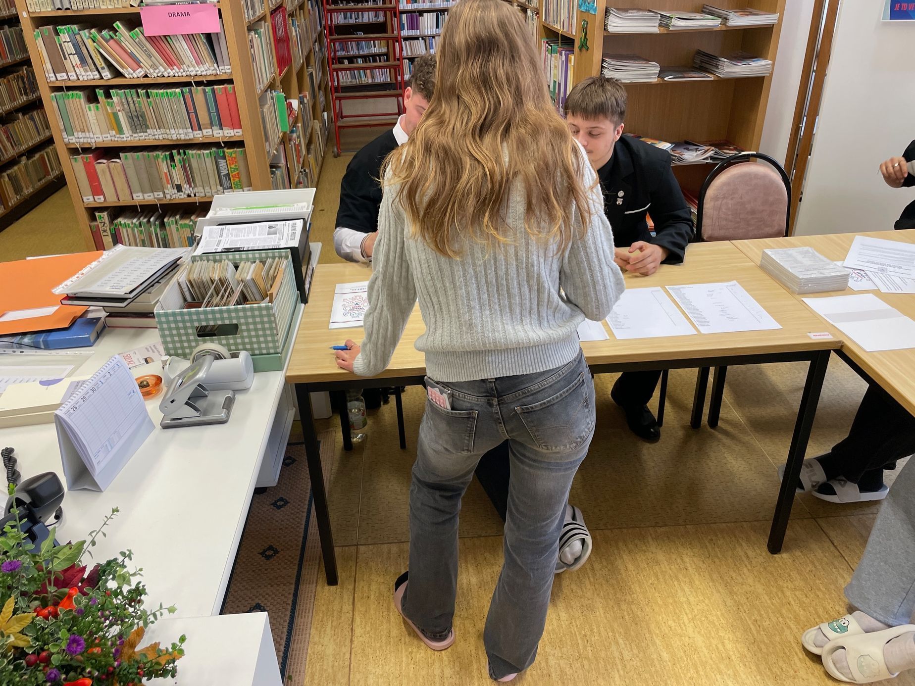 Studentské volby 2025 na školách v Lovosicích a Litoměřicích (17. 9. 2025)