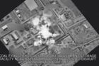 Vše obráceno v prach. Američané ukázali video z prvního náletu B-52 na Islámský stát