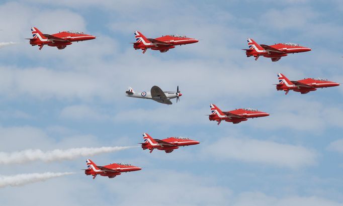 Farnborough Airshow - přehlídka letecké techniky, červenec 2018