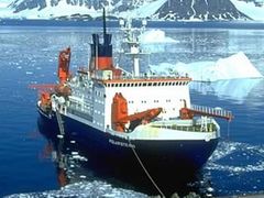 Výzkumná loď Polarstern.
